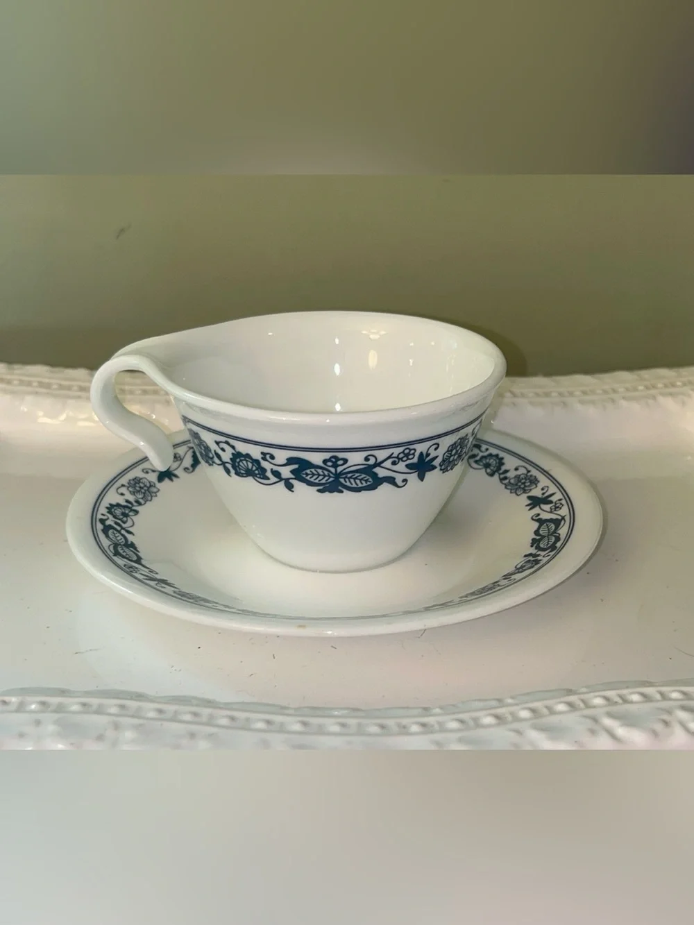 Vintage Corelle Old Town Blue Hook-Handle Cup and Saucer Set -set of 6